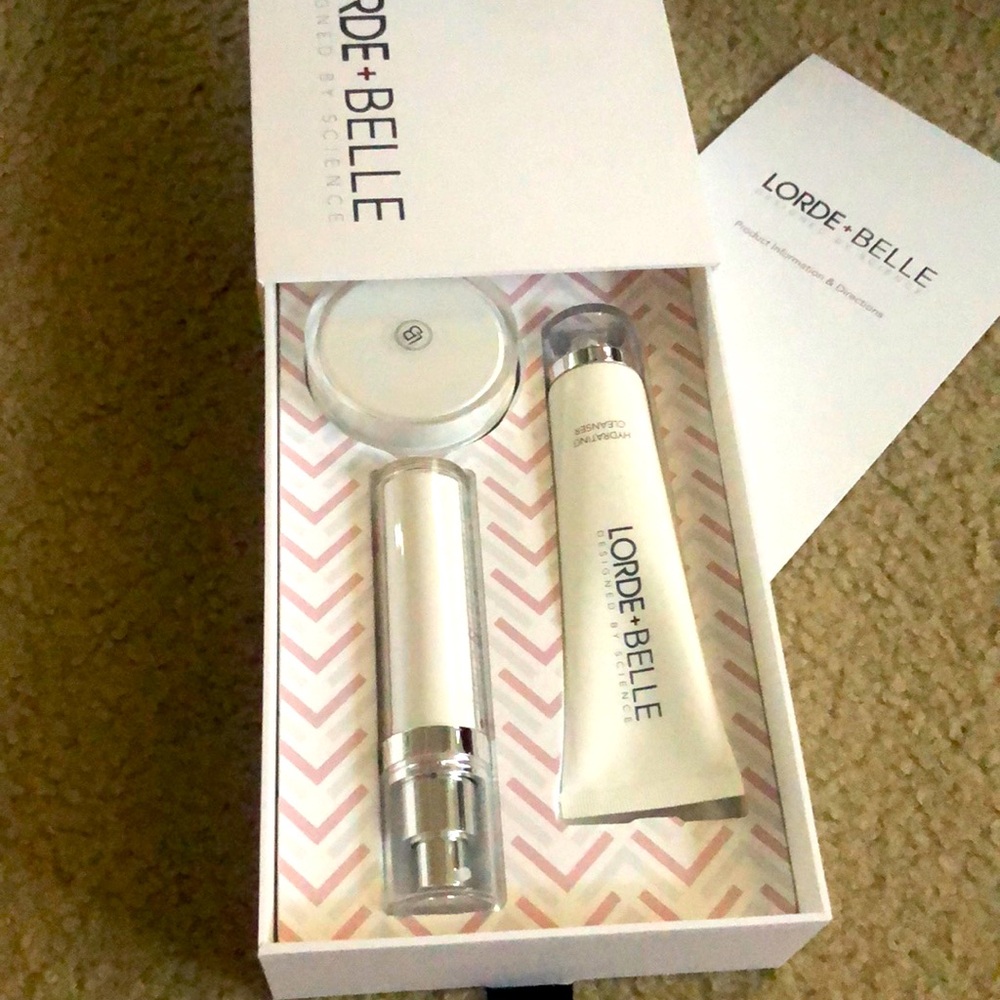 Lorde + Belle Skincare Set 🎥